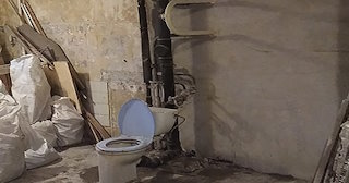 Демонтаж сантехкабины в панельном доме - цена от 1058 рублей | Сварной-Стм